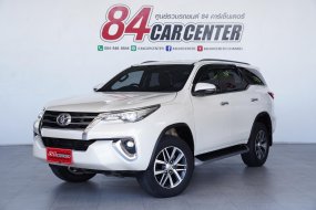 A22178T TOYOTA FORTUNER 2.4 V AT/4WD ปี2017 จด2018 สีขาว